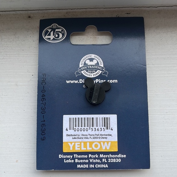 Limited Edition Walt Disney World 45th anniversary Magic Kingdom collector pin - Picture 2 of 2